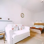 Go Apartmán Krakov